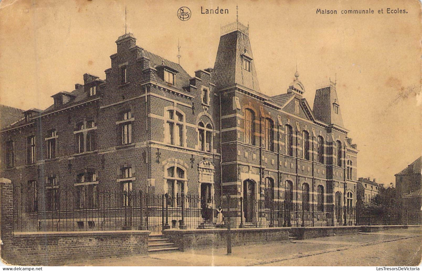 BELGIQUE - LANDEN - Maison Communale Et Ecoles - Edition Ve Dascher - Carte Postale Ancienne - Landen