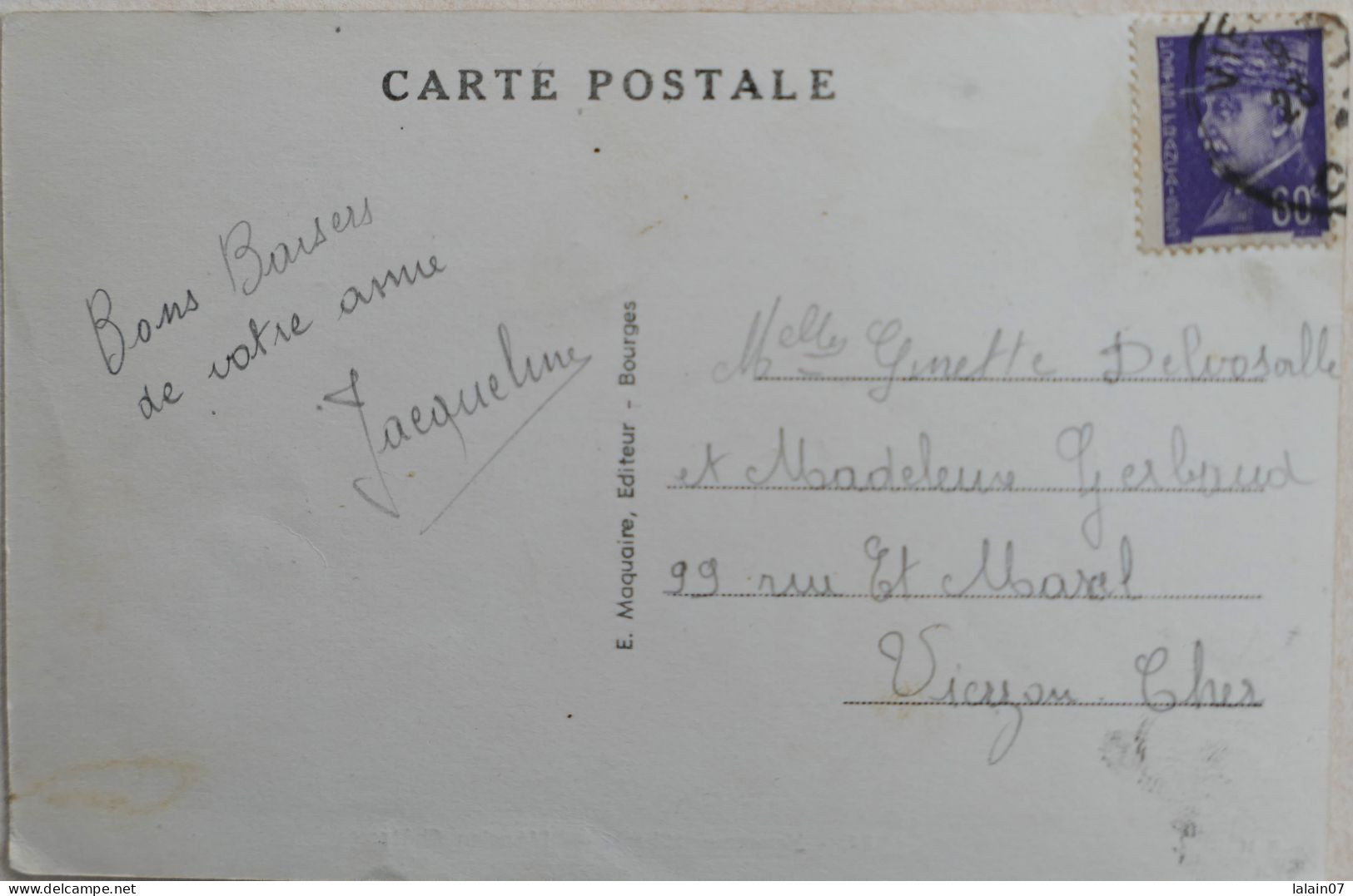 C. P. A. : 18 : VOUZERON : L'Ancien Château, Timbre En 1943 - Vouzeron