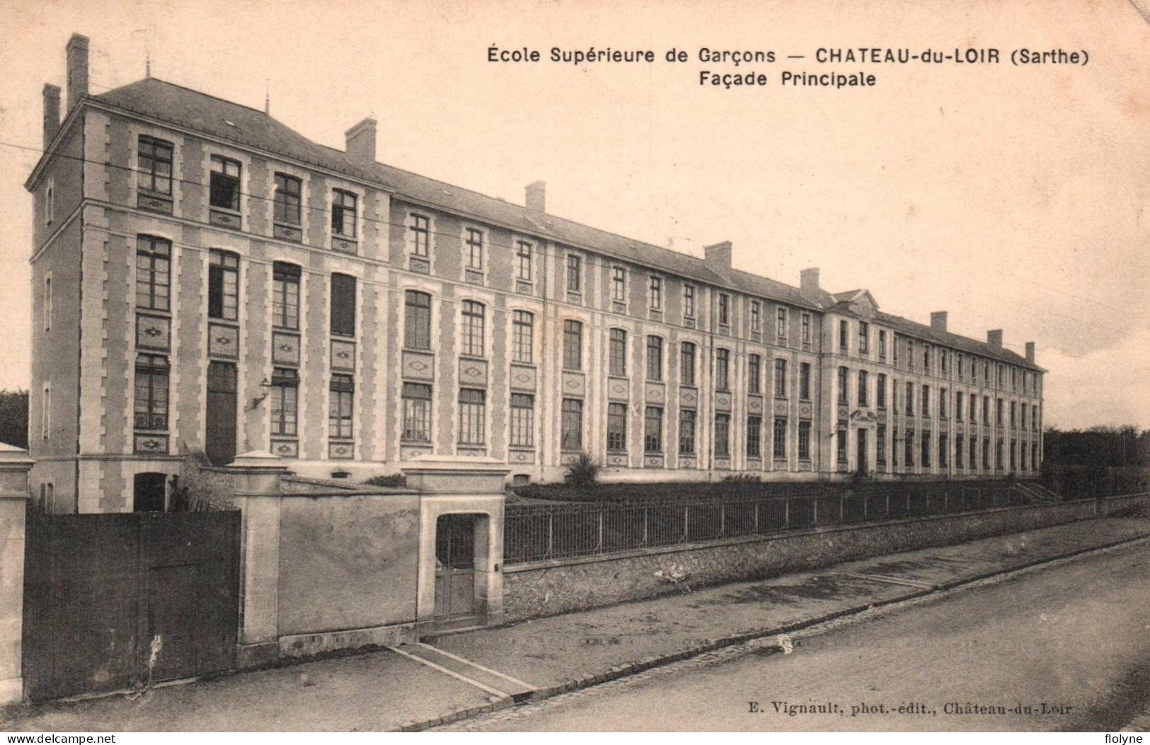 Château Du Loir - école Supérieure De Garçons - Façade Principale - Chateau Du Loir
