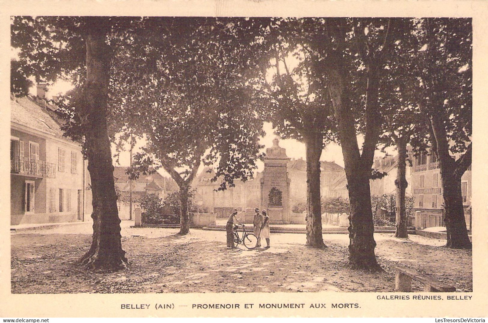FRANCE - 01 - BELLEY - Promenoir Et Monument Aux Morts -  Carte Postale Ancienne - Belley