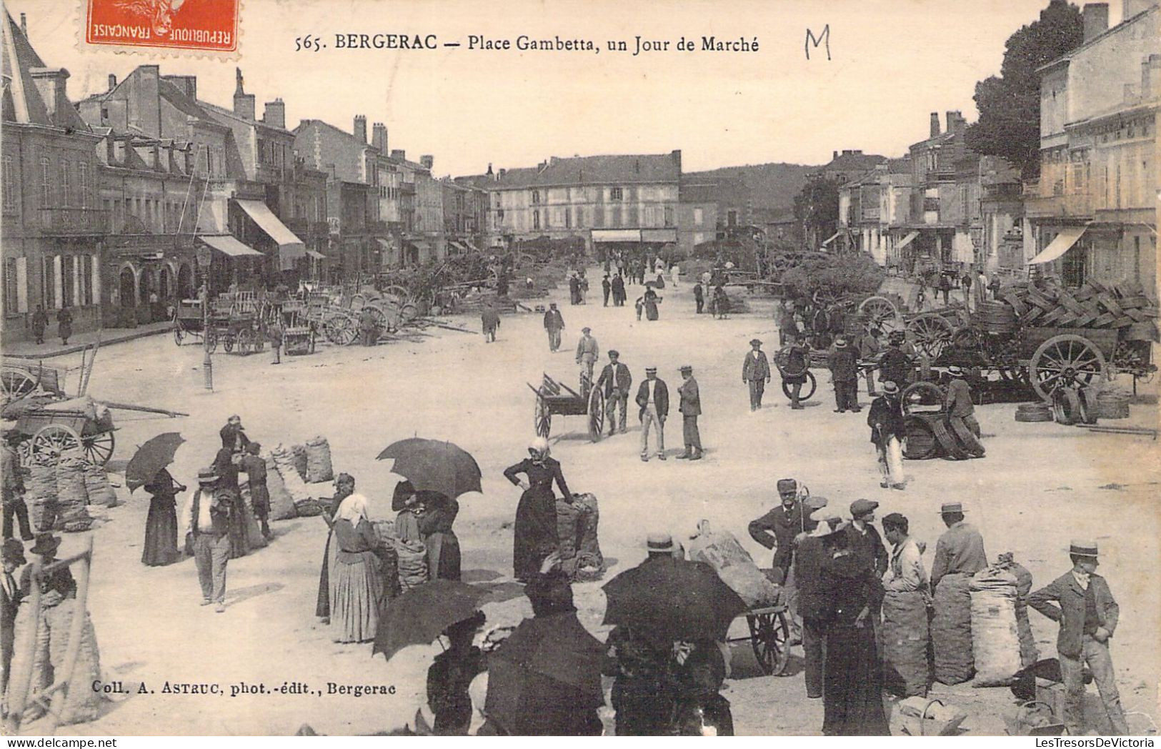 COMMERCE - Marchés - BERGERAC - Place Gambetta - Un Jour De Marché - Carte Postale Ancienne - Märkte
