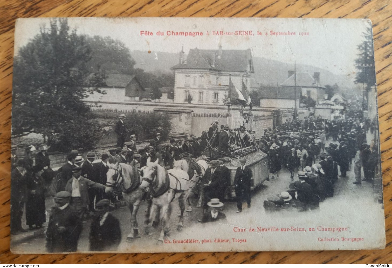 Bar Sur Seine (Aube) - Fête Du Champagne Le 4 Septembre 1921 - Char De Neuville Sur Seine, Attelage - Bar-sur-Seine