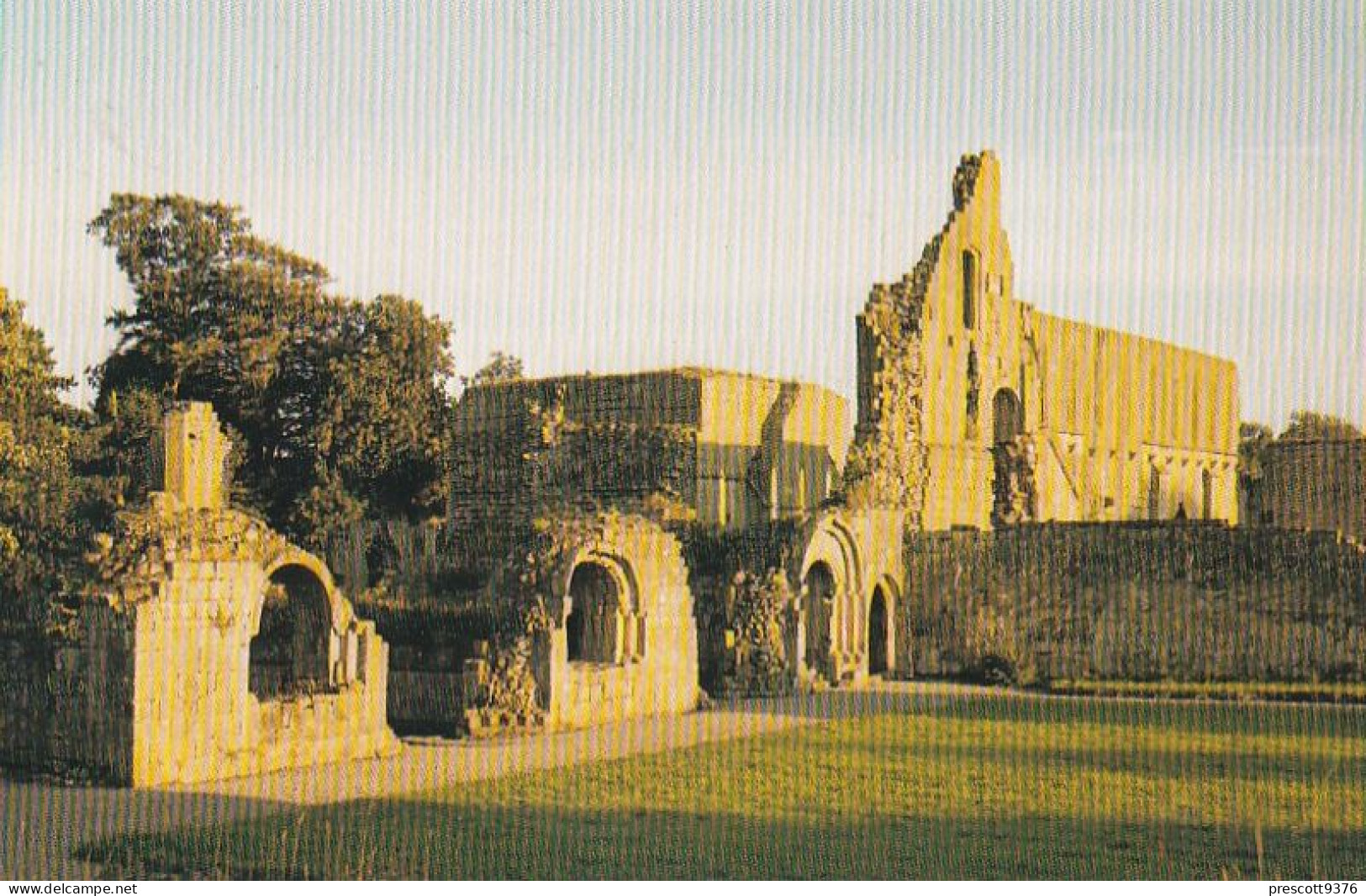 Jervaix Abbey,  Yorkshire - Unused Postcard,  UK, - Leeds