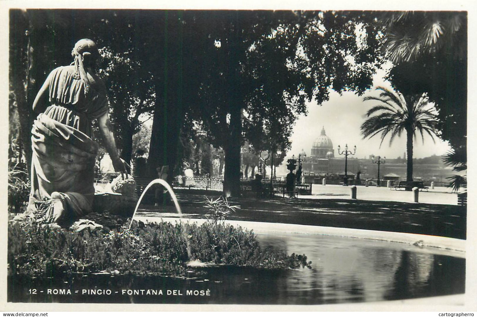 Italia Roma (Rome) Cartolina Postale Vera Fotografia E. Verdesi 1930`s Fontana Del Mose - Altare Della Patria