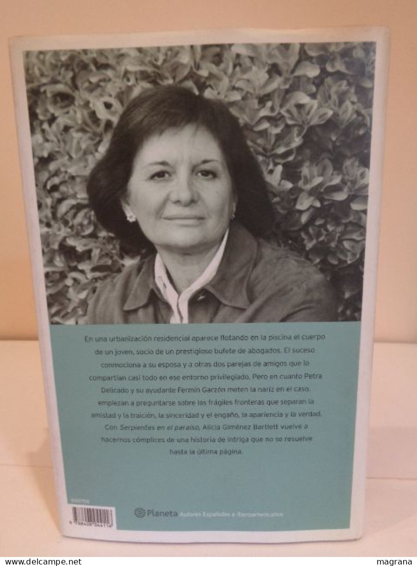 Serpientes En El Paraíso. Alicia Giménez Bartlett. El Nuevo Caso De Petra Delicado. Editorial Planeta. 2002. 341 Pp - Clásicos