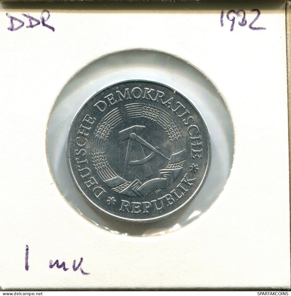 1 MARK 1982 A DDR EAST GERMANY Coin #AU784.U - 1 Marco