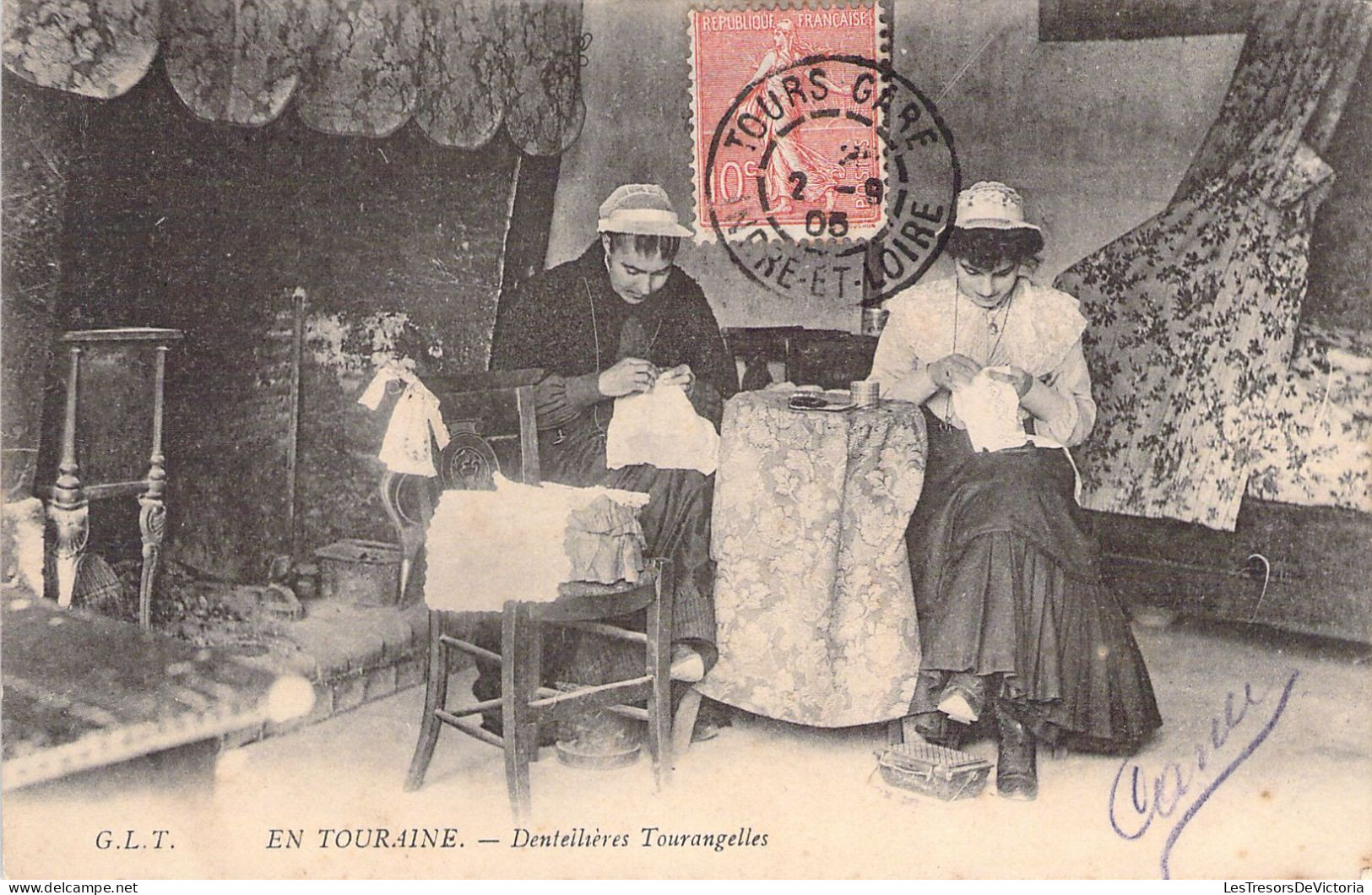 FOLKLORE - En Touraine - Dentellières Tourangelles - Carte Postale Ancienne - Vestuarios