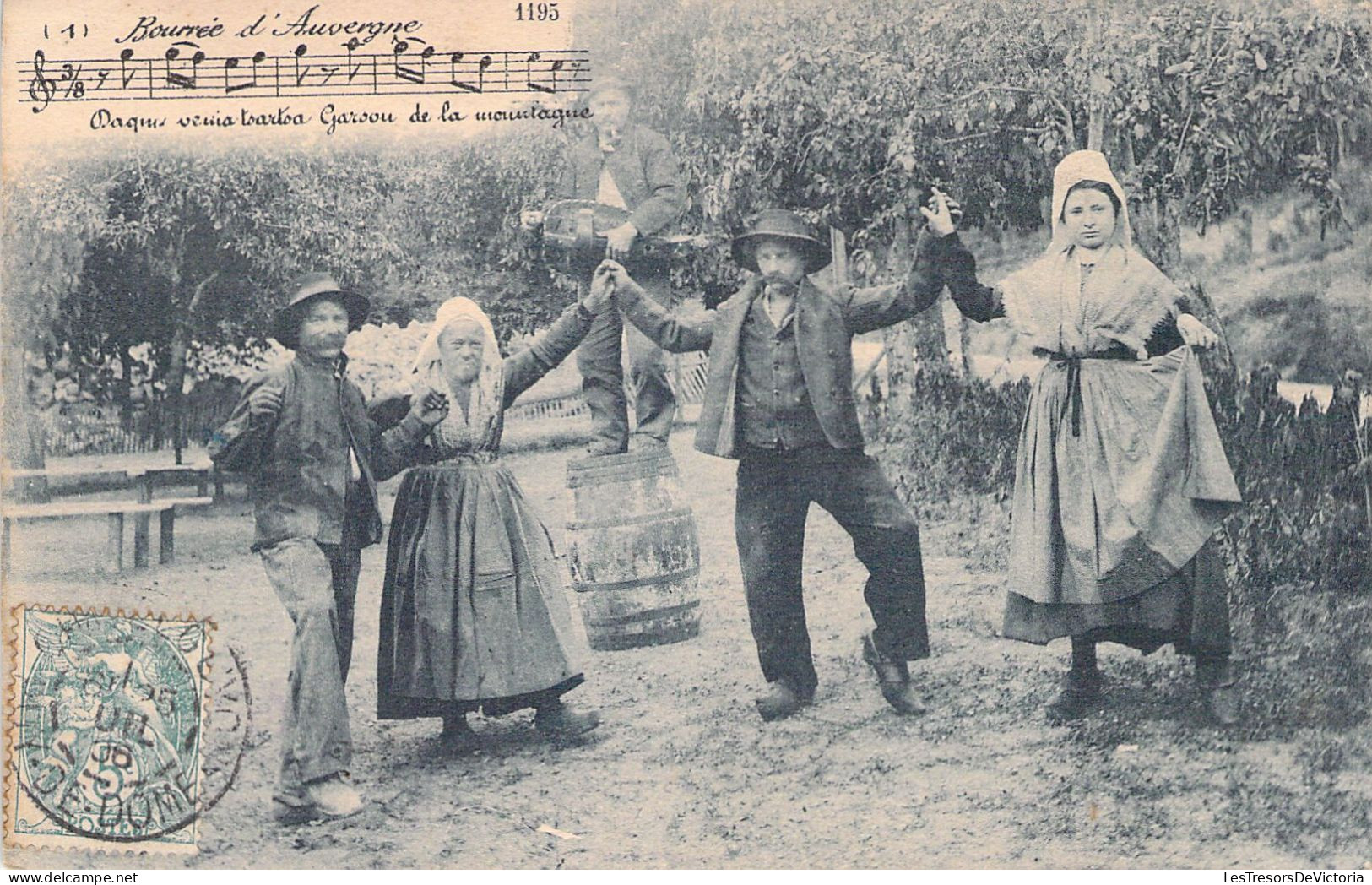 FOLKLORE - La Bourrée D'Auvergne - Carte Postale Ancienne - Muziek