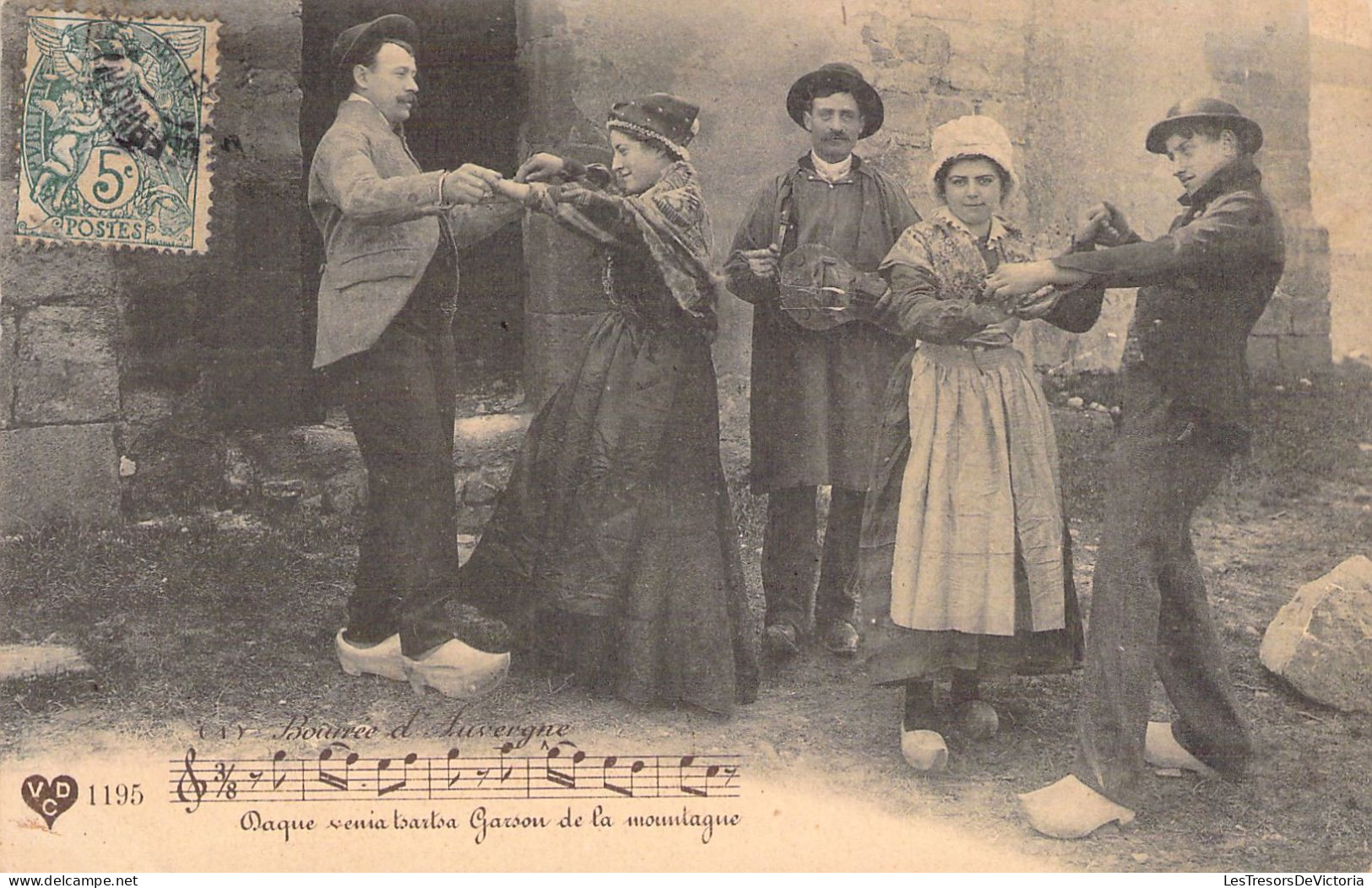 FOLKLORE - Bourrée D'Auvergne - Carte Postale Ancienne - Musica