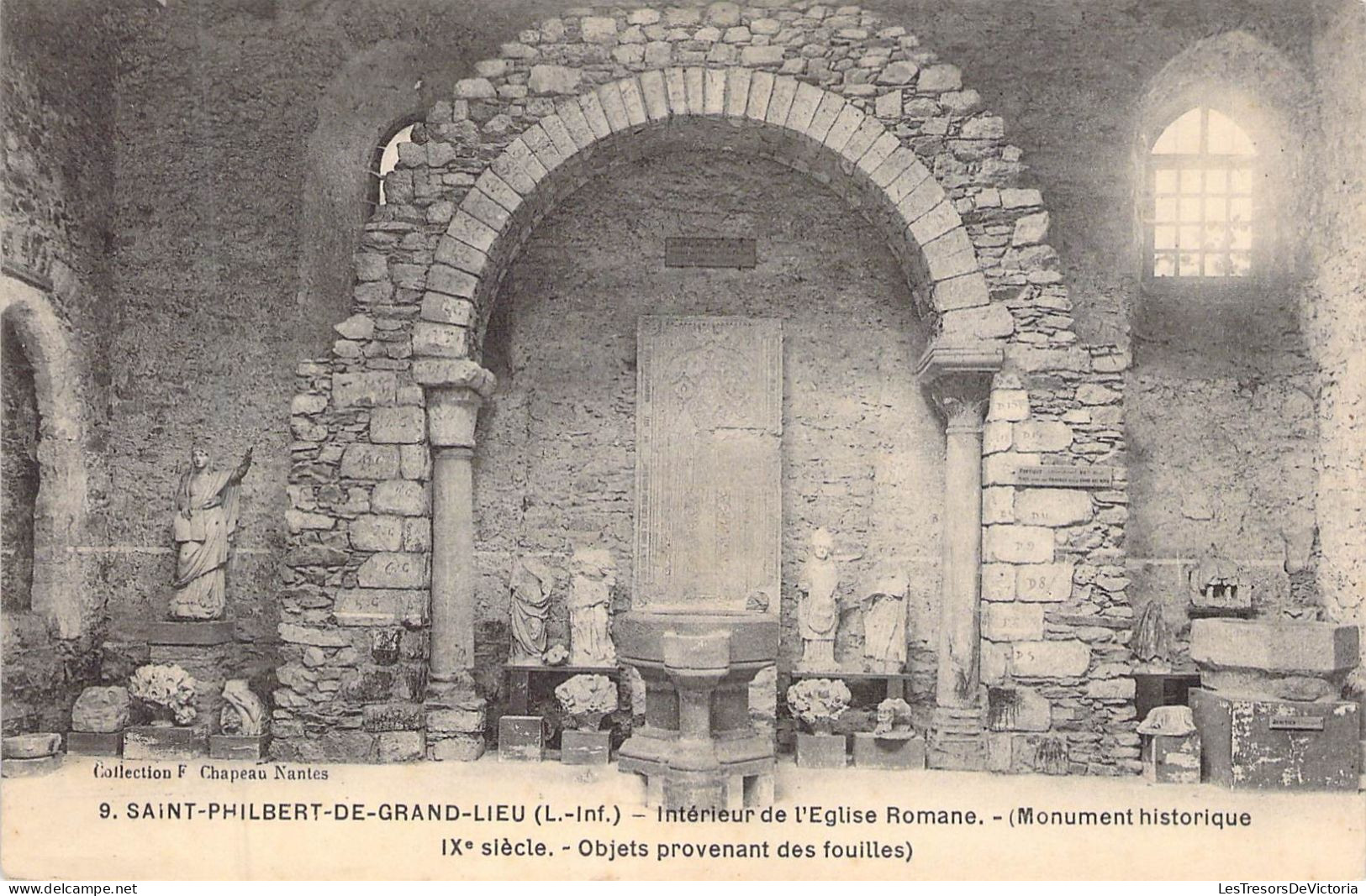 FRANCE - 44 - Intérieur De L'église Romane - Objets Provenant Des Fouilles - Carte Postale Ancienne - La Rochelle