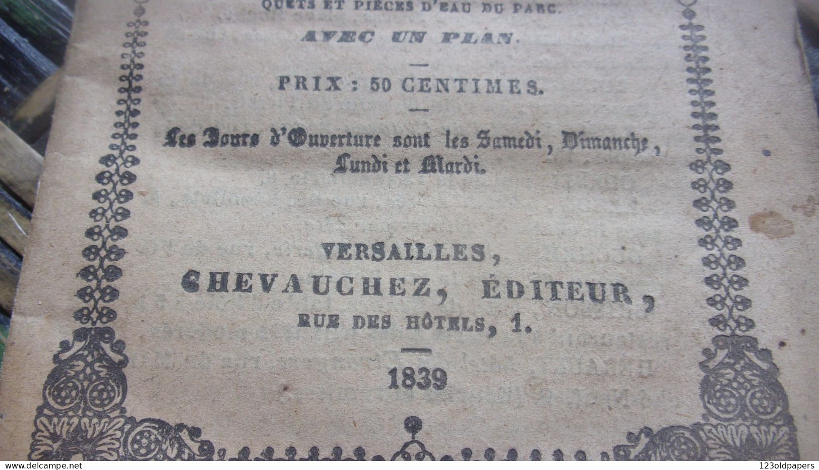 RARE 1839 VERSAILLES INDICATEUR DESCRIPTION PARSALLES ET NUMEROS TABLEAUX PORTRAITS SCULPURES DU MUSEE  PLAN 100 PAGES - Ile-de-France