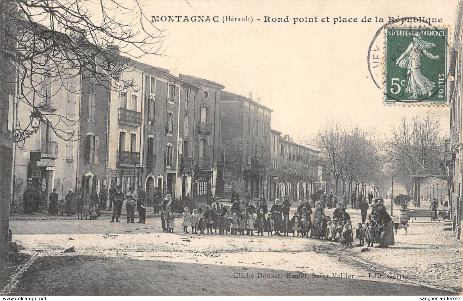 CPA 34 MONTAGNAC ROND POINT ET PLACE DE LA REPUBLIQUE - Andere & Zonder Classificatie