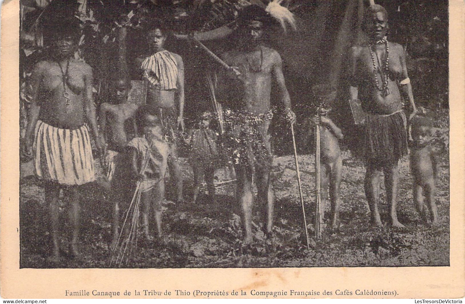 NOUVELLE CALEDONIE - Famille Canaque De La Tribu De THIO - Carte Postale Ancienne - Nouvelle Calédonie