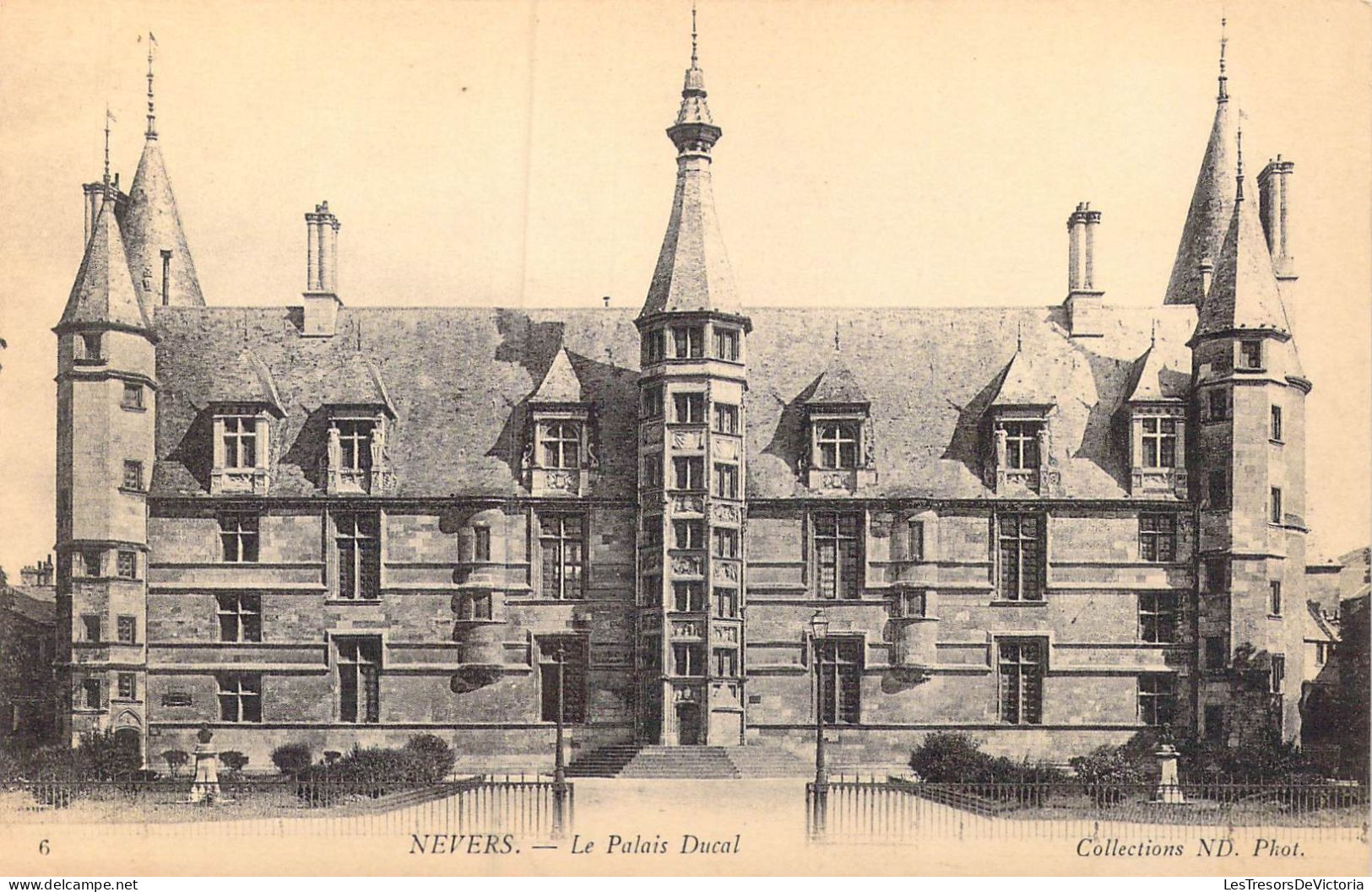 FRANCE - 58 - Nevers - Le Palais Ducal - Carte Postale Ancienne - Nevers