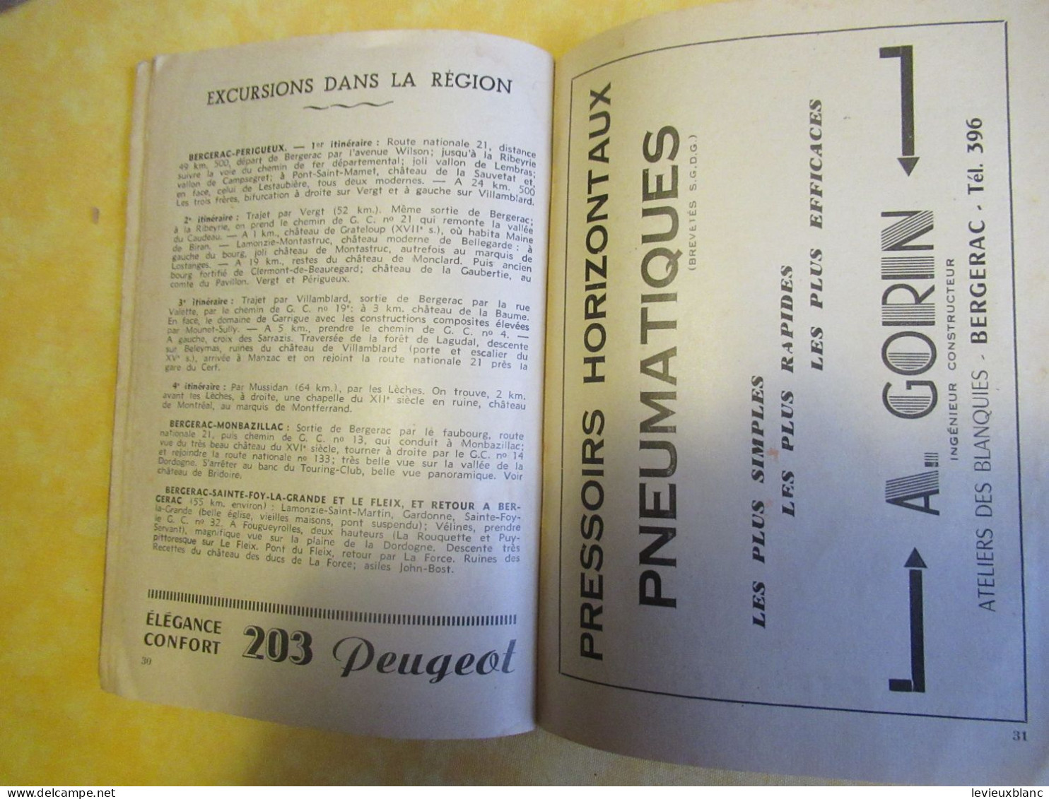 Indicateur APSO /SNCF & Autobus Départementaux/BERGERAC /offert par les Commerçants /1955        TRA69