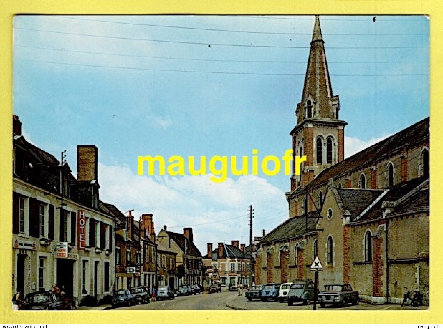 45 LOIRET / OUZOUER-SUR-LOIRE / L'EGLISE, LA RUE PRINCIPALE ET LES HÔTELS - Ouzouer Sur Loire