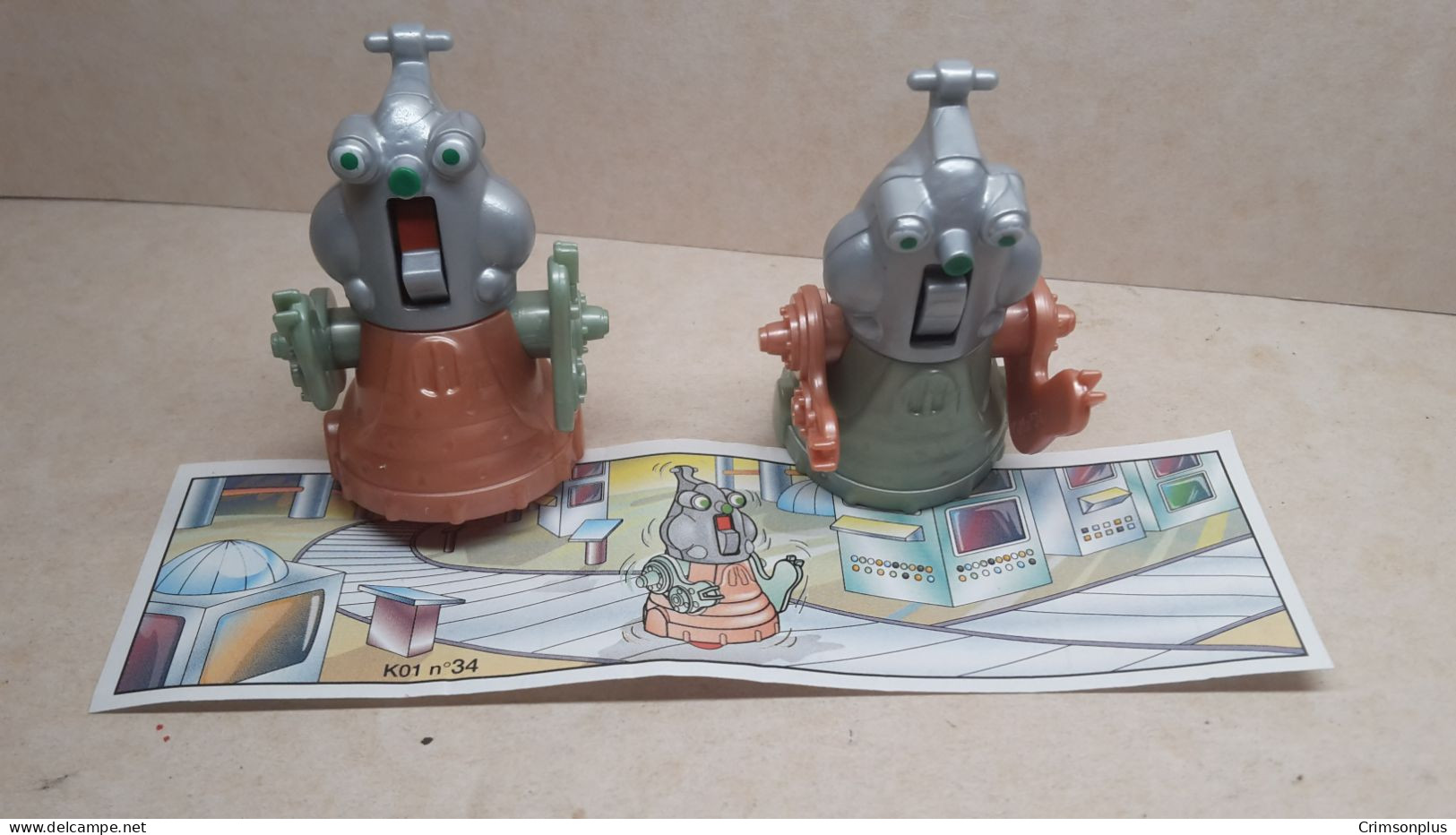 2001 Ferrero - Kinder Surprise - K01 34 - Robots ( 2 Versions) + BPZ - Monoblocs