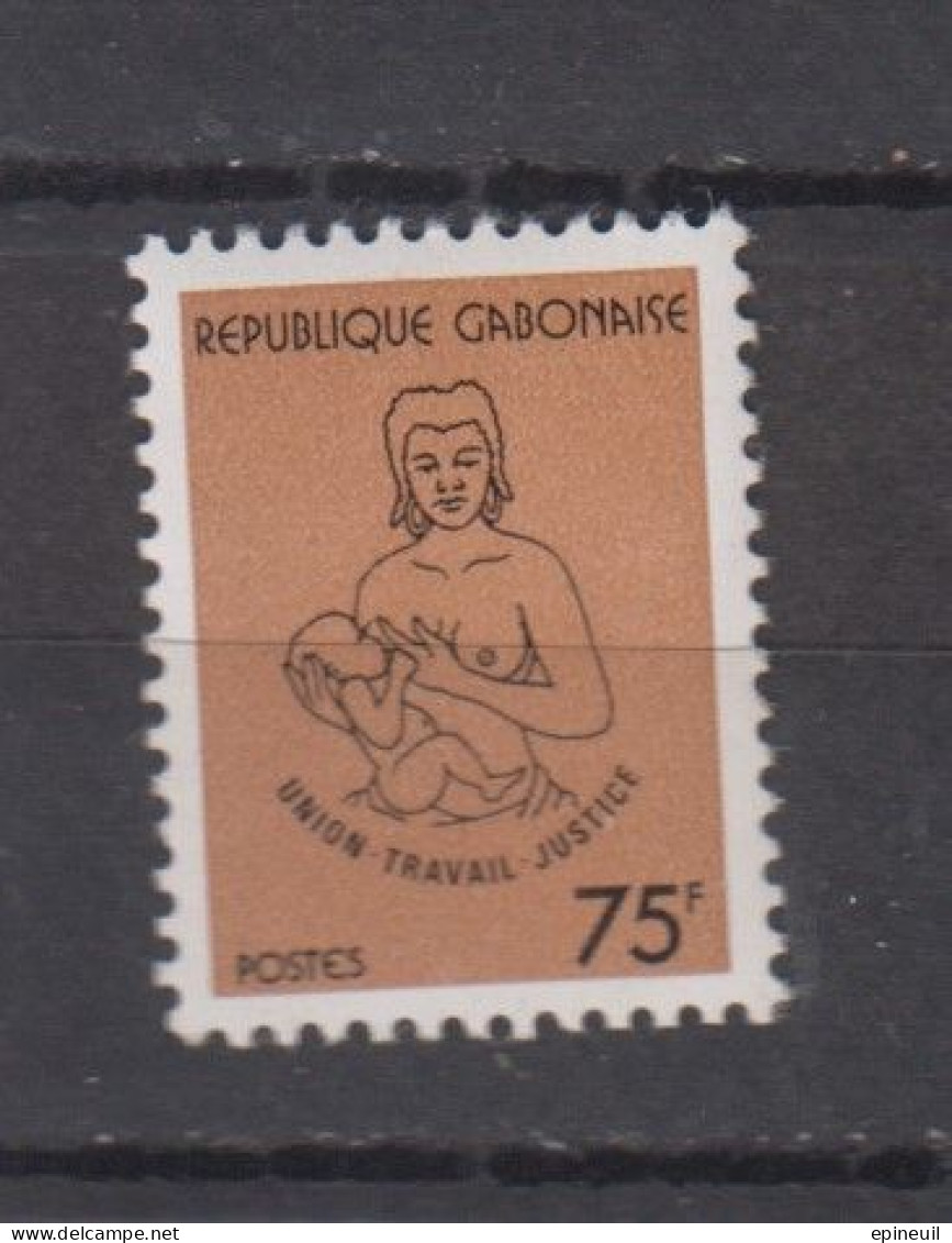 GABON * 1981 YT N° 466 - Gabon (1960-...)