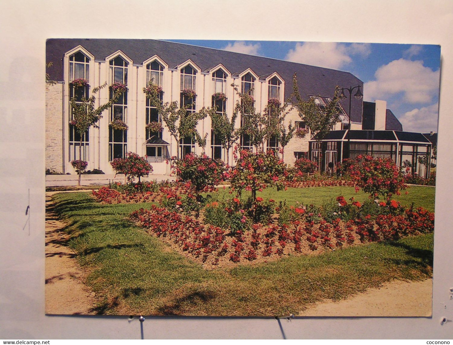 Octeville - Le Parc F Enault Et La Nouvelle Mairie - Octeville