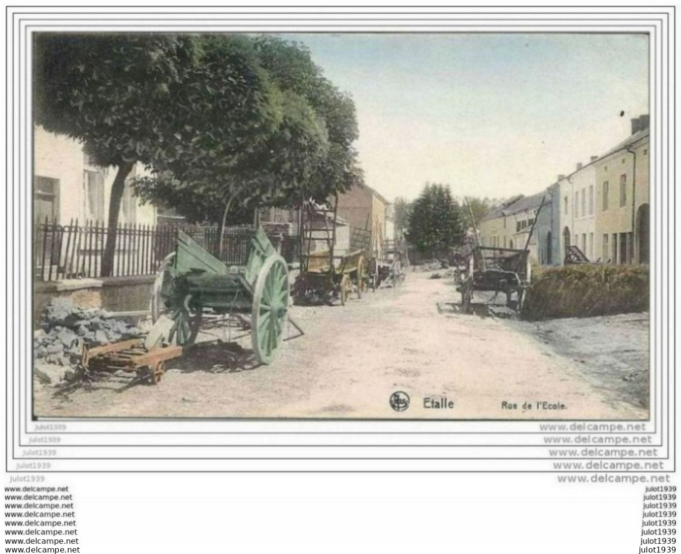 ETALLE ..-- Rue De L ' Ecole . 1912 Vers LIEGE ( Melle M. VAN DEN BOSCH , Chez Mr DOUTRELOUX ) . Voir Verso . - Etalle