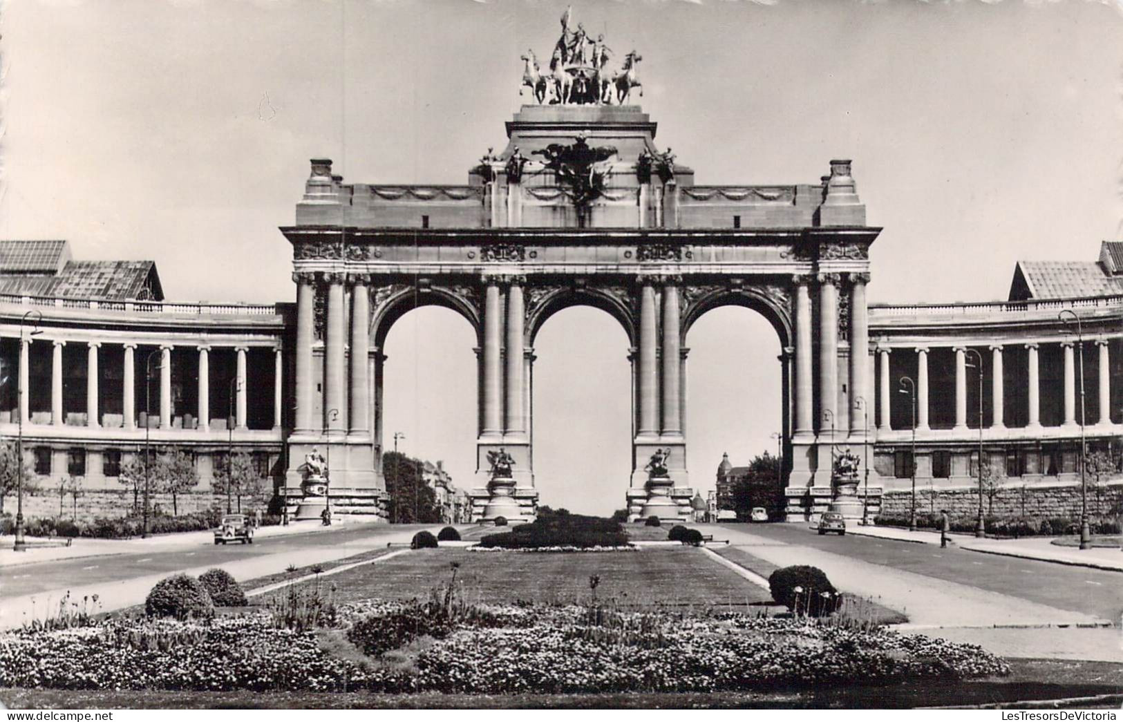 BELGIQUE - Bruxelles - Arcades Du Cinquantenaire - Carte Postale Ancienne - Bauwerke, Gebäude