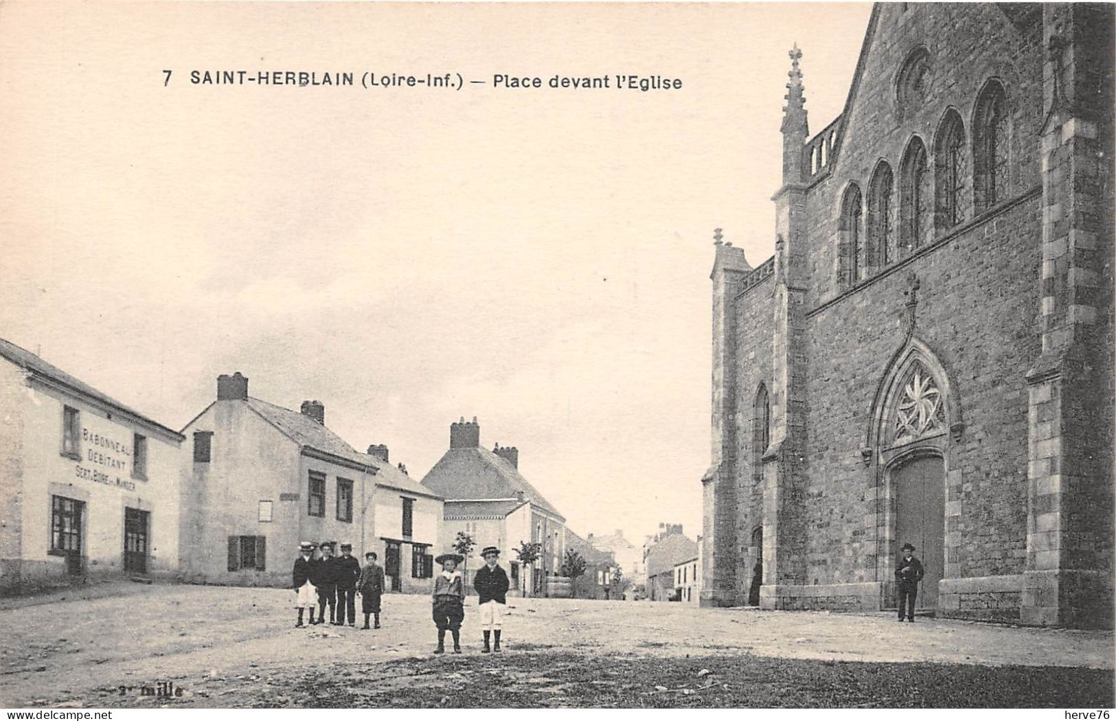 SAINT HERBLAIN - Place Devant L'Eglise - Saint Herblain