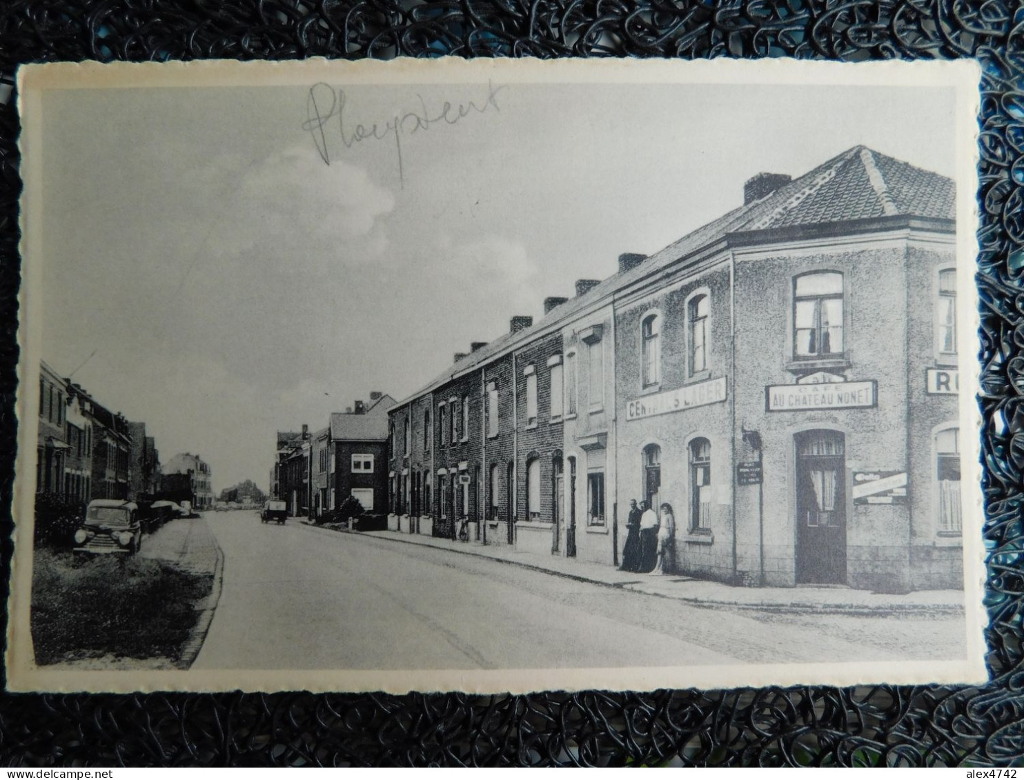 Ploegsteert, Rue D'Armentières, Animée, Non Circulée, édit. Delsalle (Y17) - Komen-Waasten