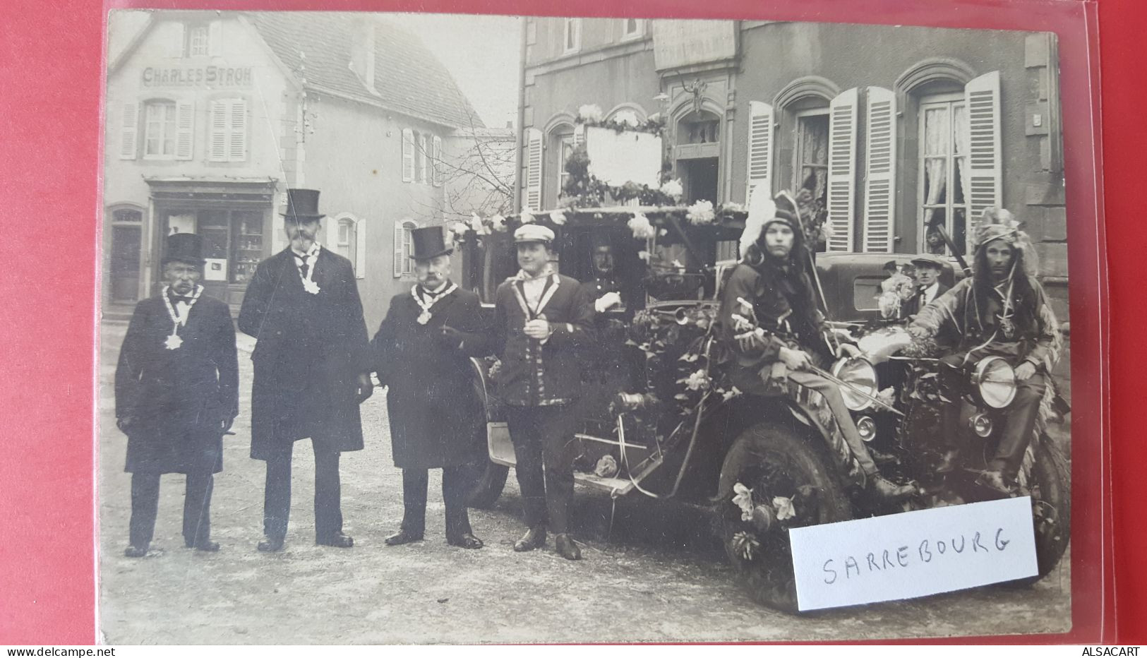 Carte Photo Sarrebourg , Belle Automobile Décorée Et Autoritées , Restaurant Charles Stroh - Sarrebourg