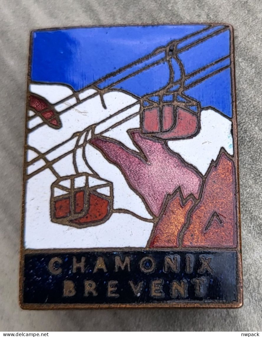 CHAMONIX BREVENT  Ropeway,  Old Enamel Badge / Pin / Brooch - Eiskunstlauf