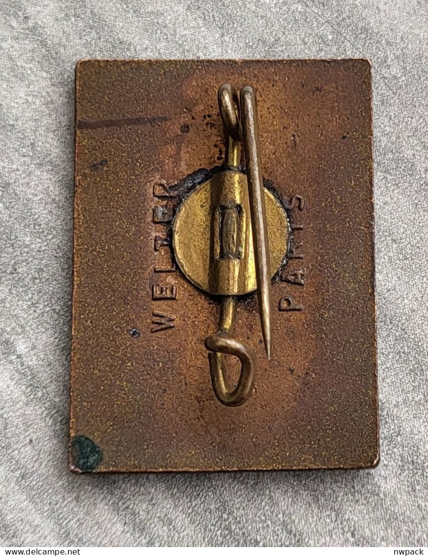 CHAMONIX BREVENT  Ropeway,  Old Enamel Badge / Pin / Brooch - Patinage Artistique