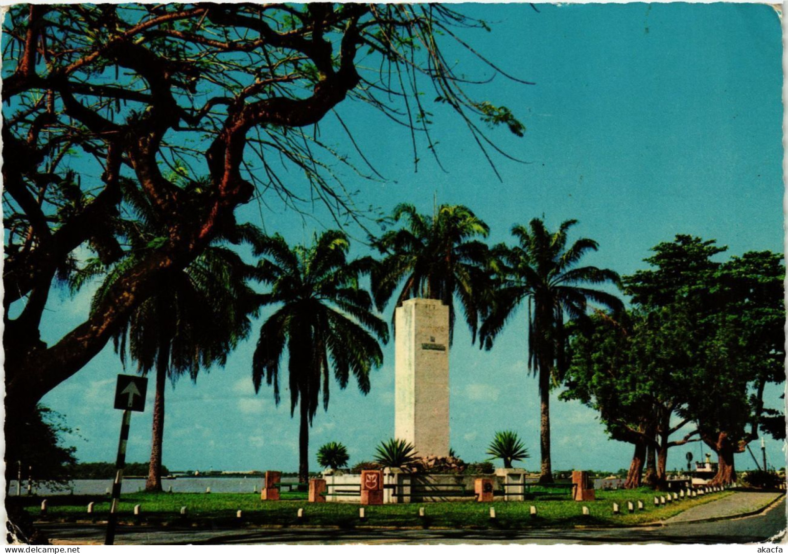 CPM SURINAME-Paramaribo-War Memorial (330362) - Surinam