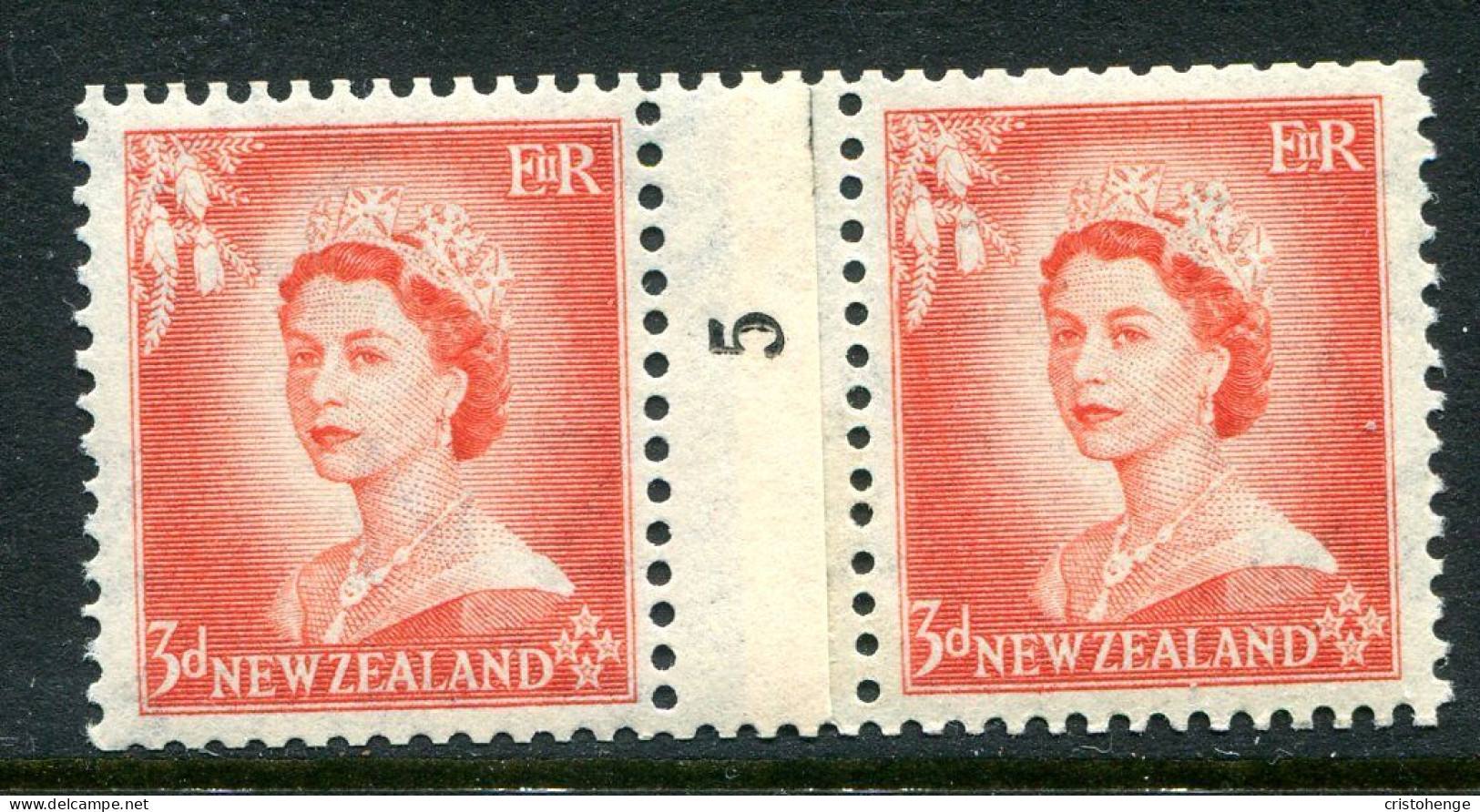 New Zealand 1953-59 QEII Definitives - Coil Pairs - 3d Vermilion - No. 5 - LHM (SG Unlisted) - Neufs