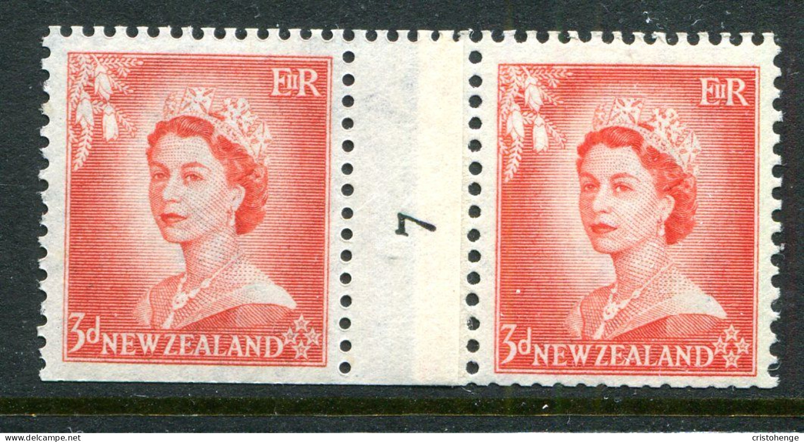 New Zealand 1953-59 QEII Definitives - Coil Pairs - 3d Vermilion - No. 7 - LHM (SG Unlisted) - Neufs