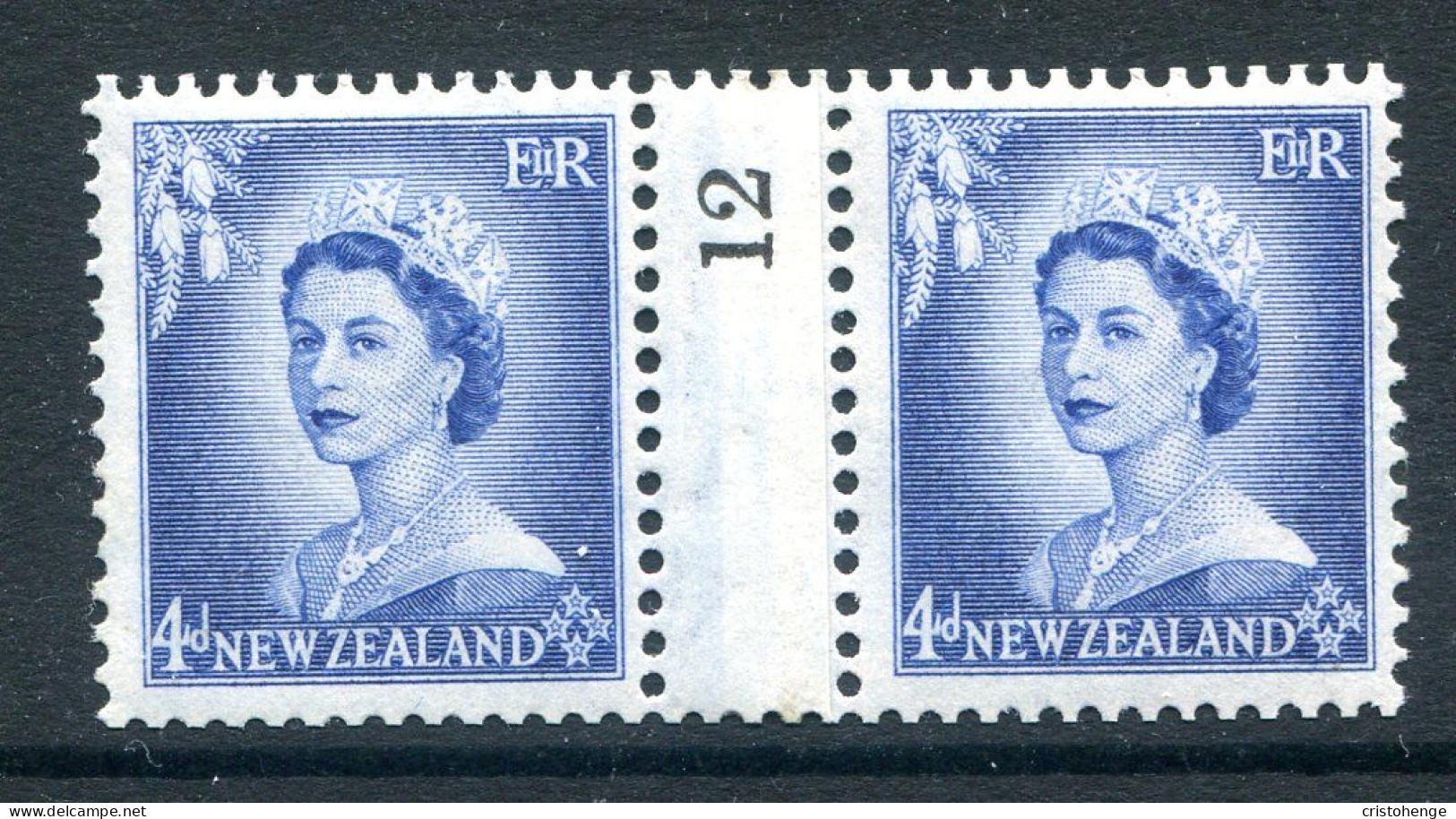 New Zealand 1953-59 QEII Definitives - Coil Pairs - 4d Blue - No. 12 - LHM (SG Unlisted) - Nuevos