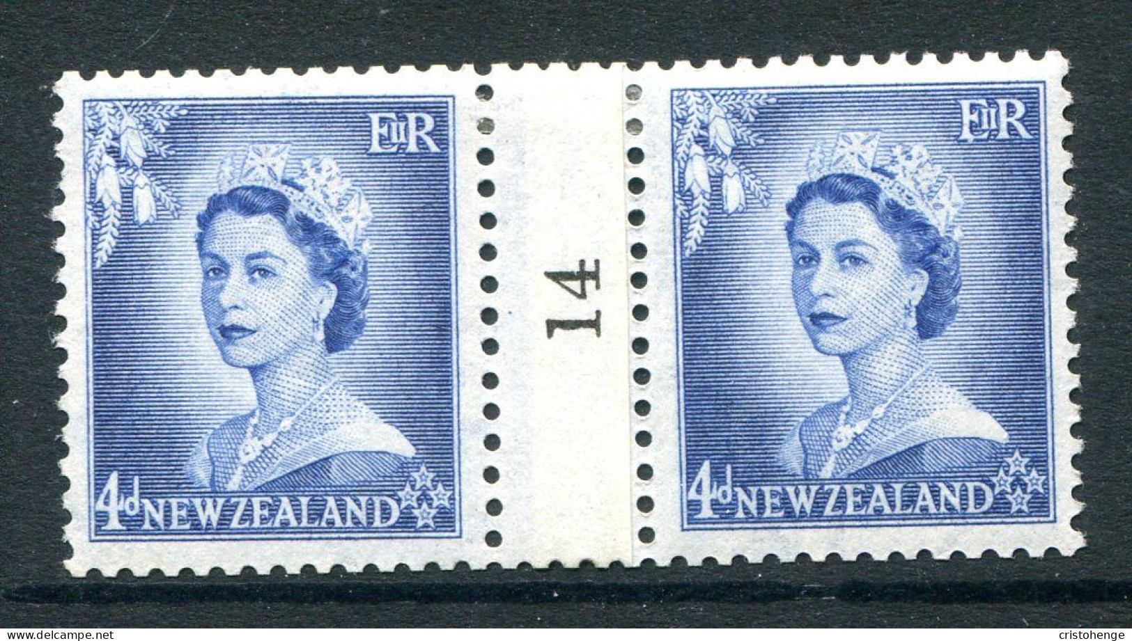 New Zealand 1953-59 QEII Definitives - Coil Pairs - 4d Blue - No. 14 - LHM (SG Unlisted) - Ungebraucht