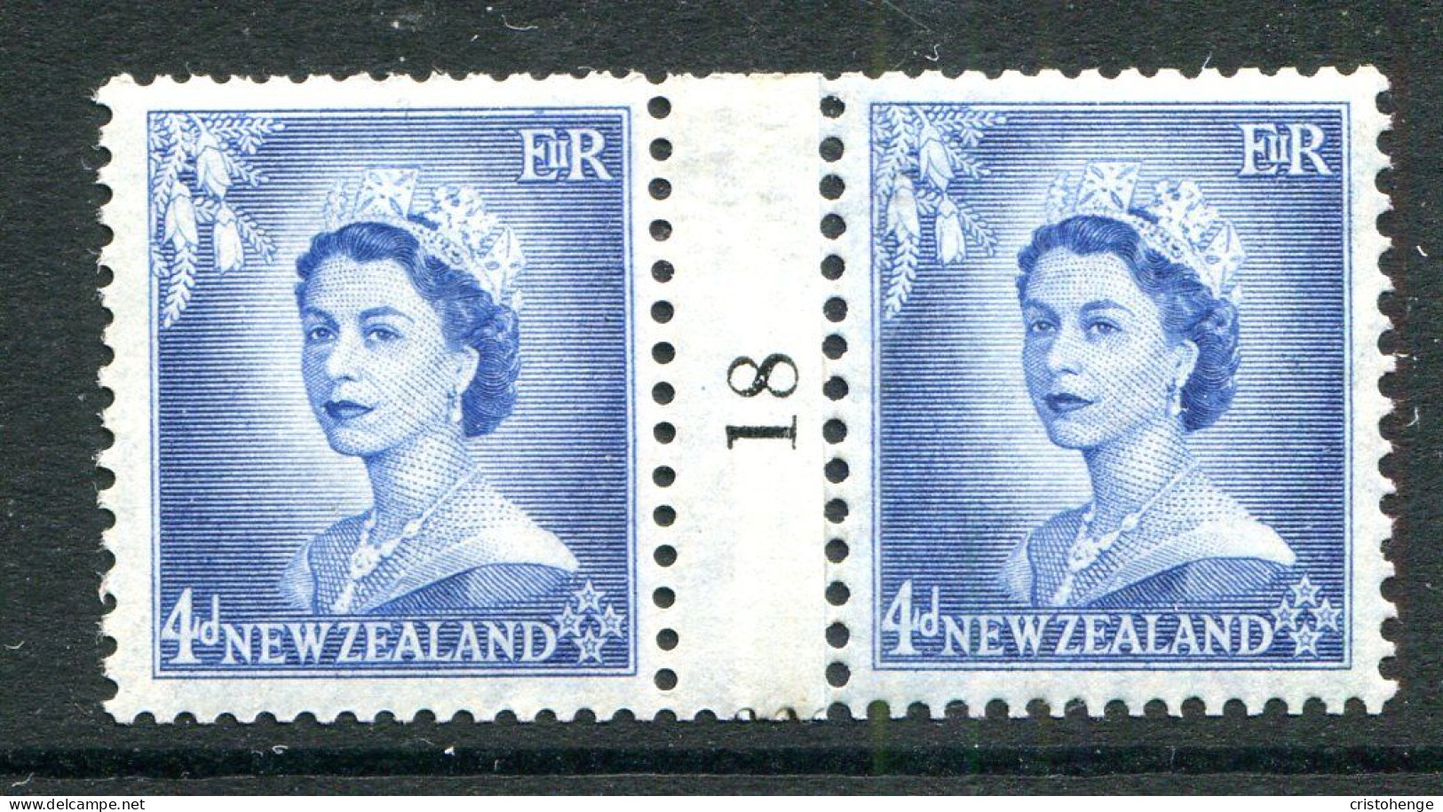 New Zealand 1953-59 QEII Definitives - Coil Pairs - 4d Blue - No. 18 - LHM (SG Unlisted) - Neufs