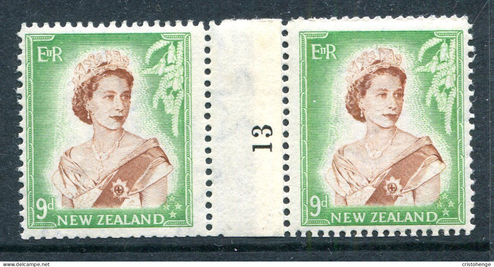 New Zealand 1953-59 QEII Definitives - Coil Pairs - 9d Brown & Green - Horizontal - No. 13 - LHM - Unused Stamps