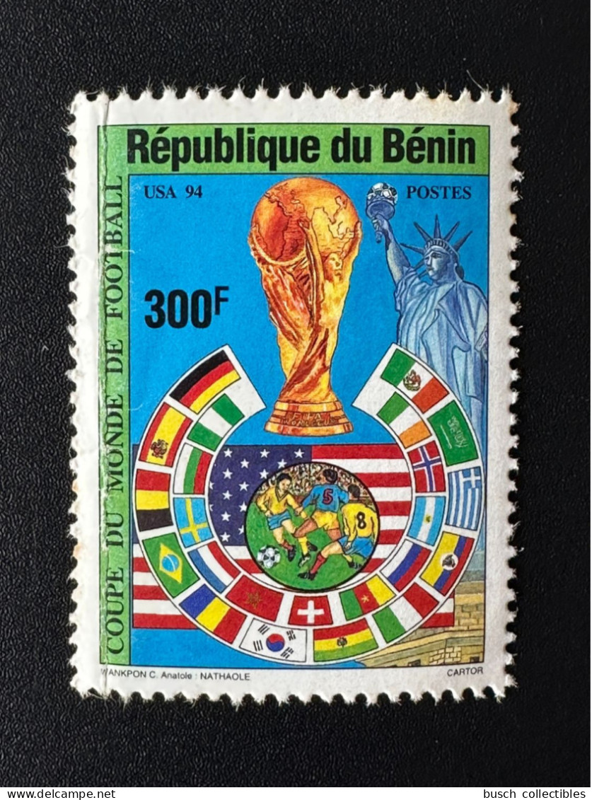 Bénin 1994 Mi. 623 DEFECT Football FIFA World Cup Football USA Etats-Unis Fußball Statue Liberty Liberté New York - 1994 – Verenigde Staten