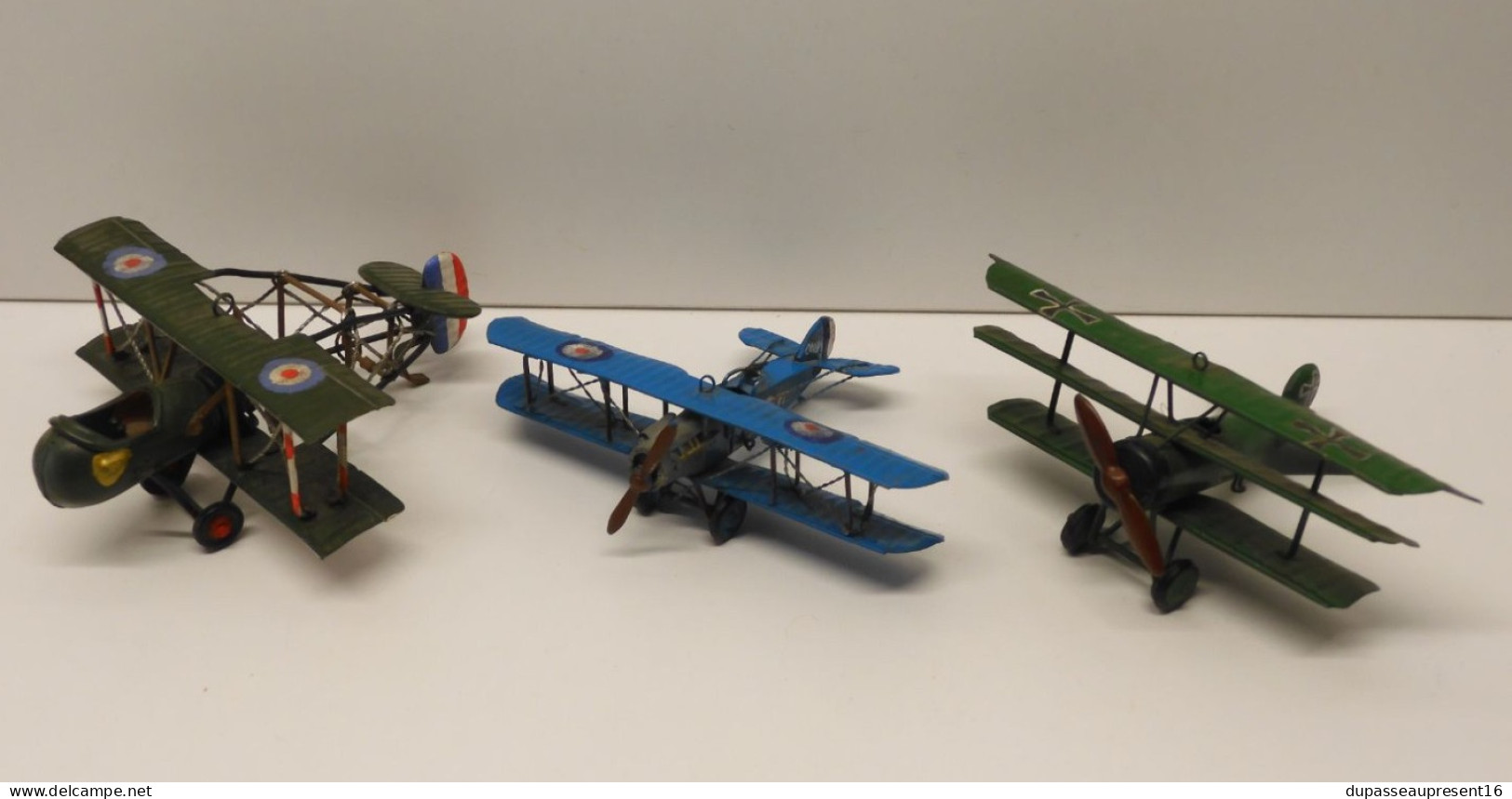 -3 MAQUETTES AVIONS 1ere GUERRE WW1 2 Français 1 Allemand Collection Vitrine  E - Airplanes & Helicopters
