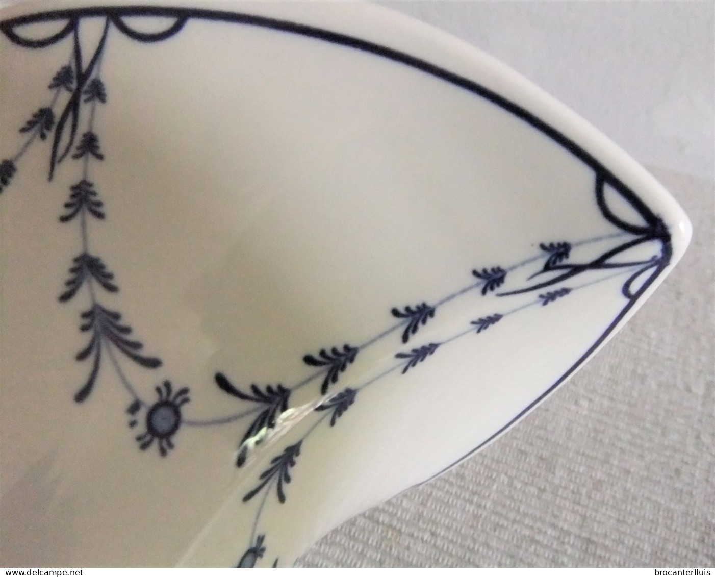 PRECIOSA JARRA DE PORCELANA VILLEROY & BOCH LUXEMBOURG