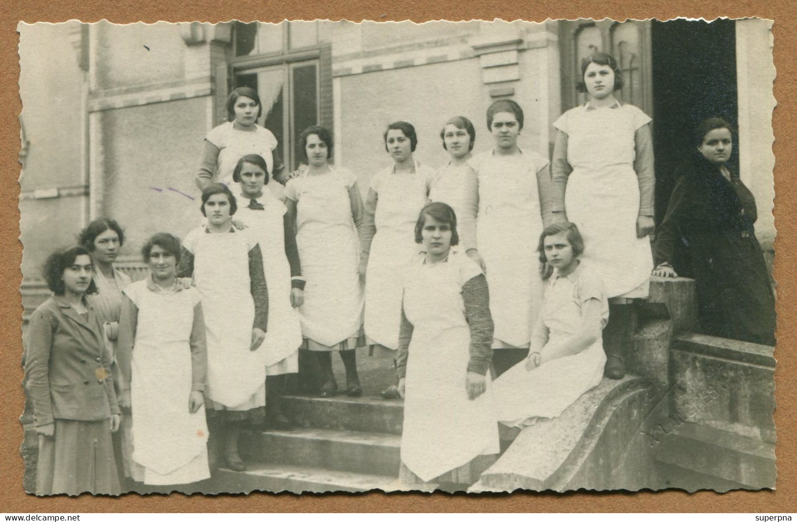 MONTIGNY-LE-ROI  (52) : " L'ECOLE MENAGERE En 1933 "  Carte Photo - Montigny Le Roi