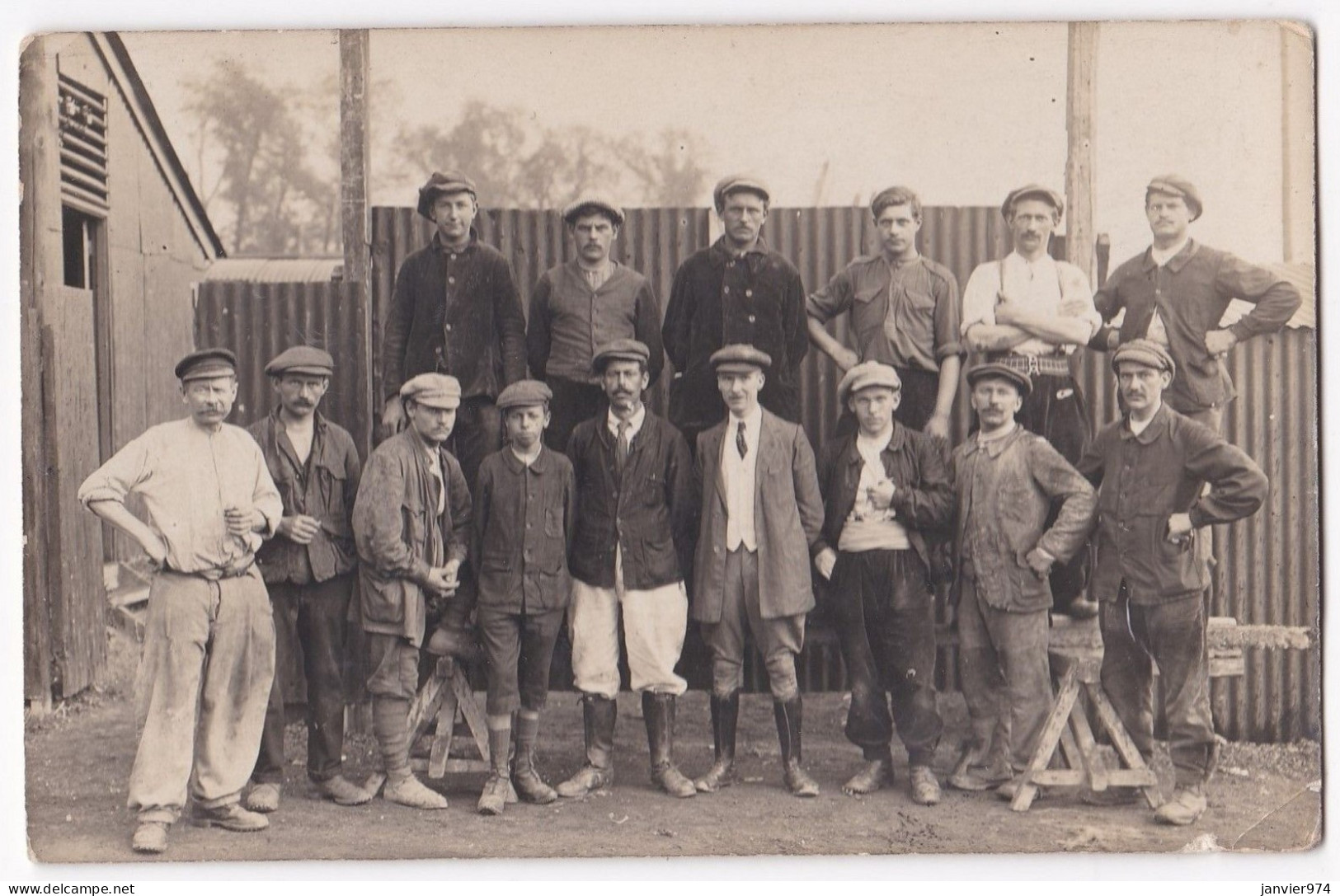 Cpa 1920 – 1921 , 15 Personnages , Ouvriers , à Localiser - Foto