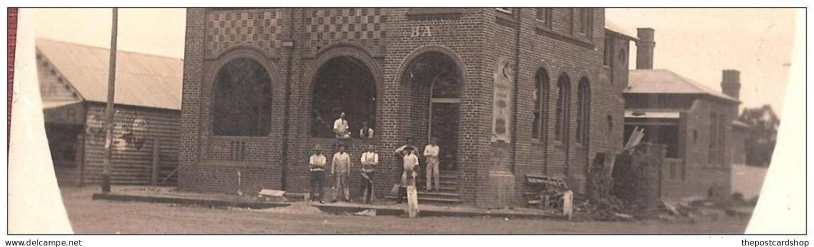 SUPERB AUSTRALIA RP Unidentified Location CARPENTERS & BUILDERS Building A BANK IN AN UNLOCATED TOWN KODAK AUSTRALIA - Sonstige & Ohne Zuordnung