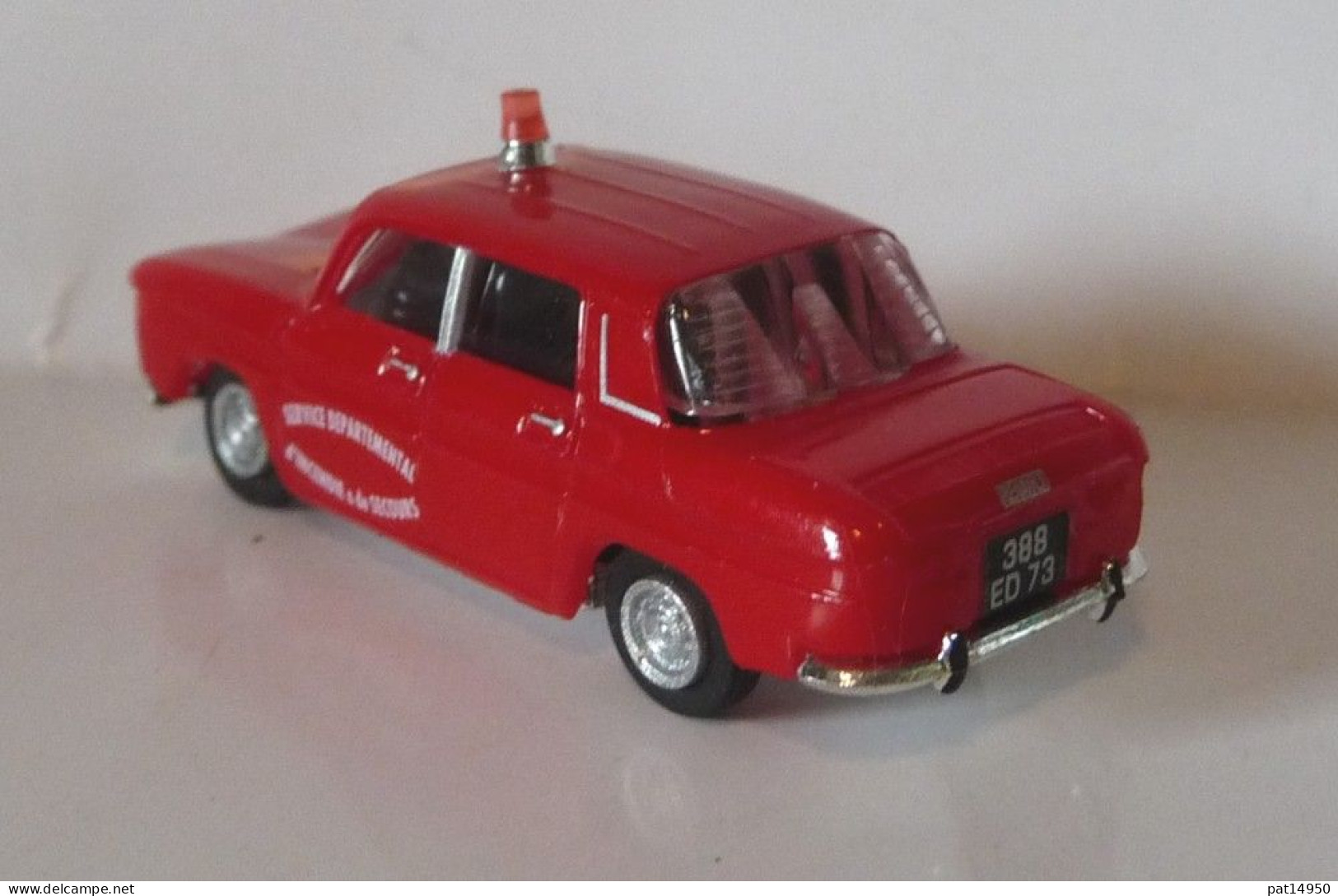 PAT14950 RENAULT 8 R8 POMPIERS  Marque NOREV HO - Scale 1:87