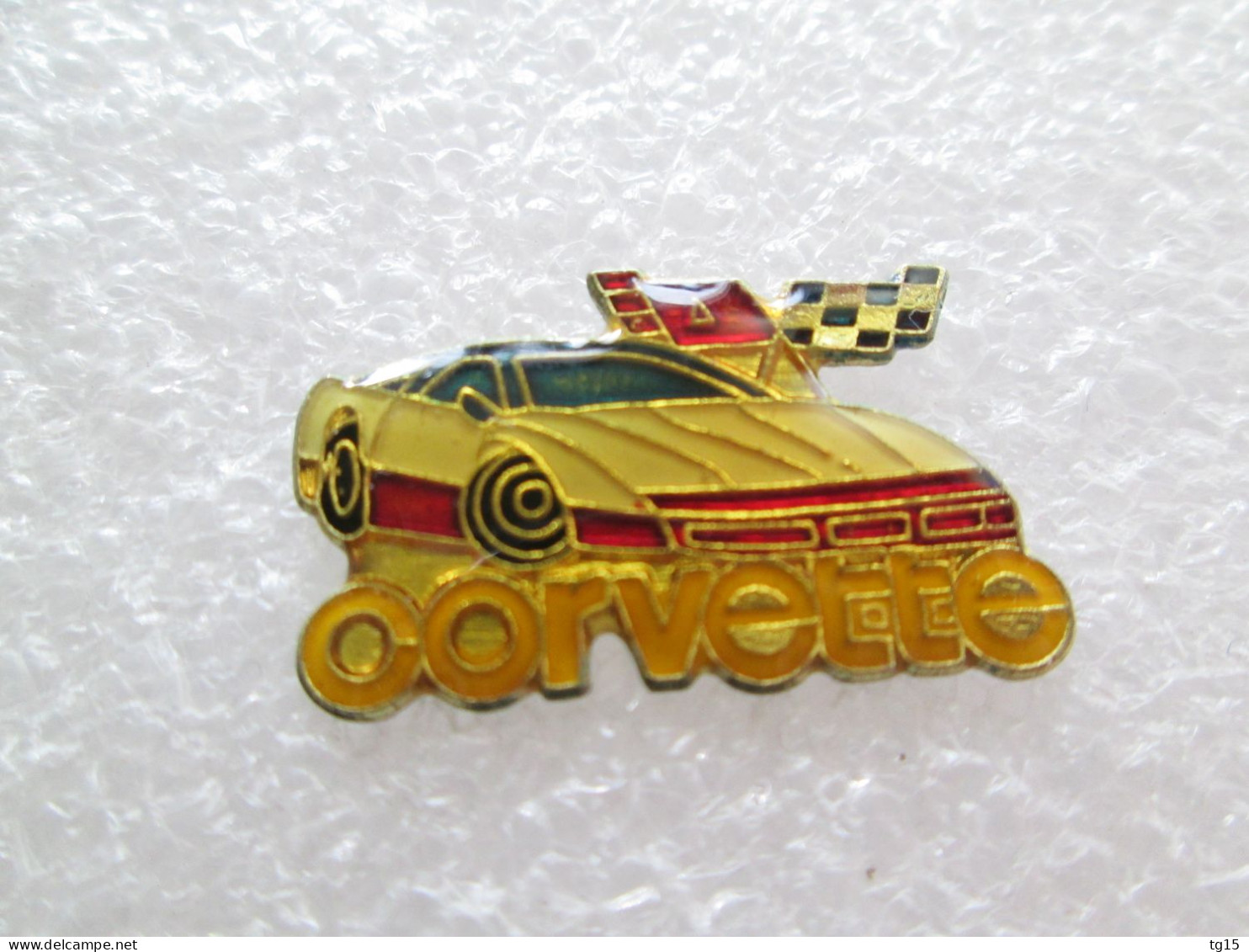 PIN'S    CHEVROLET  CORVETTE - Corvette