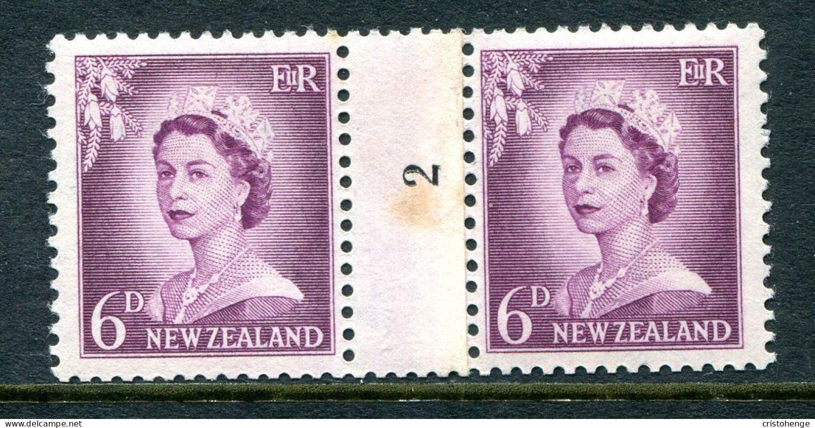 New Zealand 1955-59 QEII Large Figure Definitives - Coil Pairs - 6d Mauve - No. 2 - LHM - Nuevos