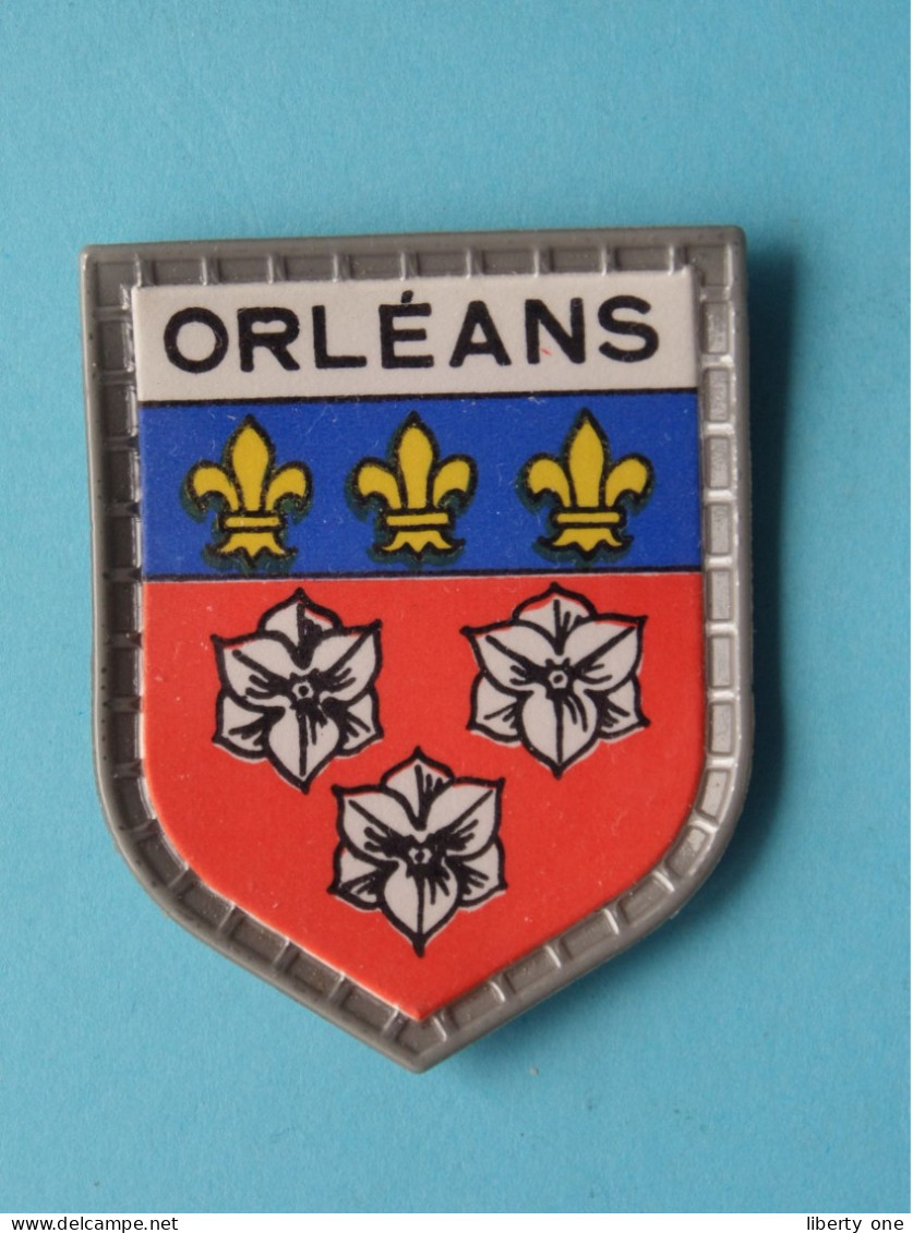 ORLEANS ( Chocolat LANVIN ) Blason > Villes De FRANCE ( 5 X 4 Cm. ) ! - Chocolat