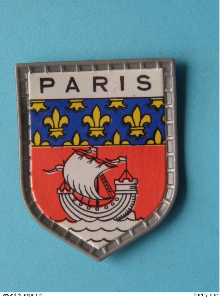 PARIS ( Chocolat LANVIN ) Blason > Villes De FRANCE ( 5 X 4 Cm. ) ! - Schokolade