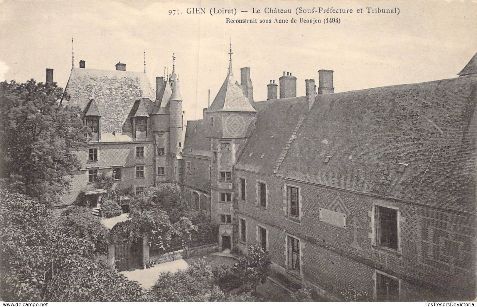 FRANCE - 45 - Gien - Le Château ( Sous-Préfecture Et Tribunal ) - Reconstruit Sous Anne De.. - Carte Postale Ancienne - Gien