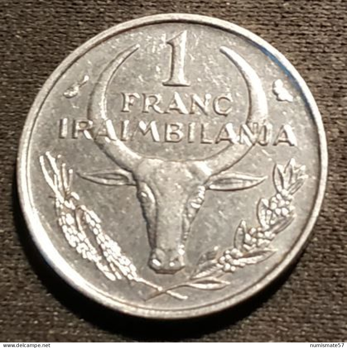 MADAGASCAR - 1 FRANC 1966 - KM 8 - Madagaskar